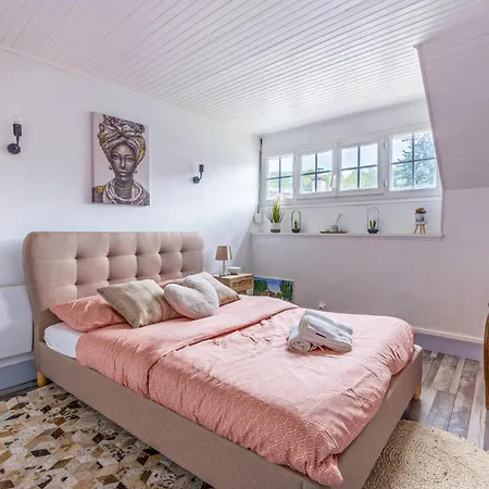 Holiday home 4 Bedroom In