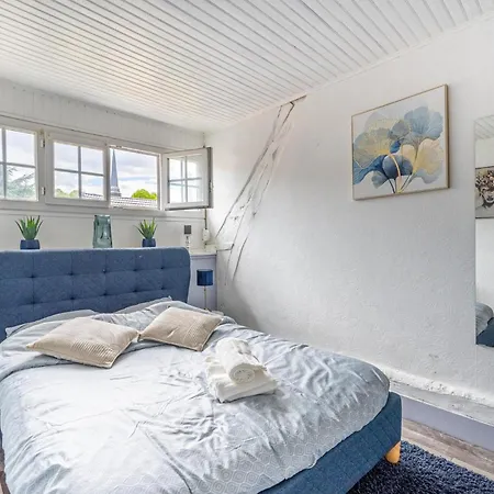 4 Bedroom In Amblainville