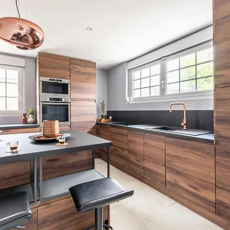 4 Bedroom In * Amblainville