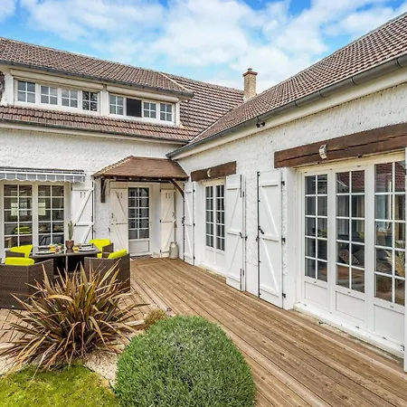 Holiday home 4 Bedroom In